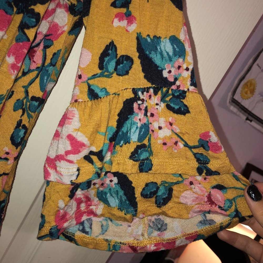 shirt - Picture 2 of 3